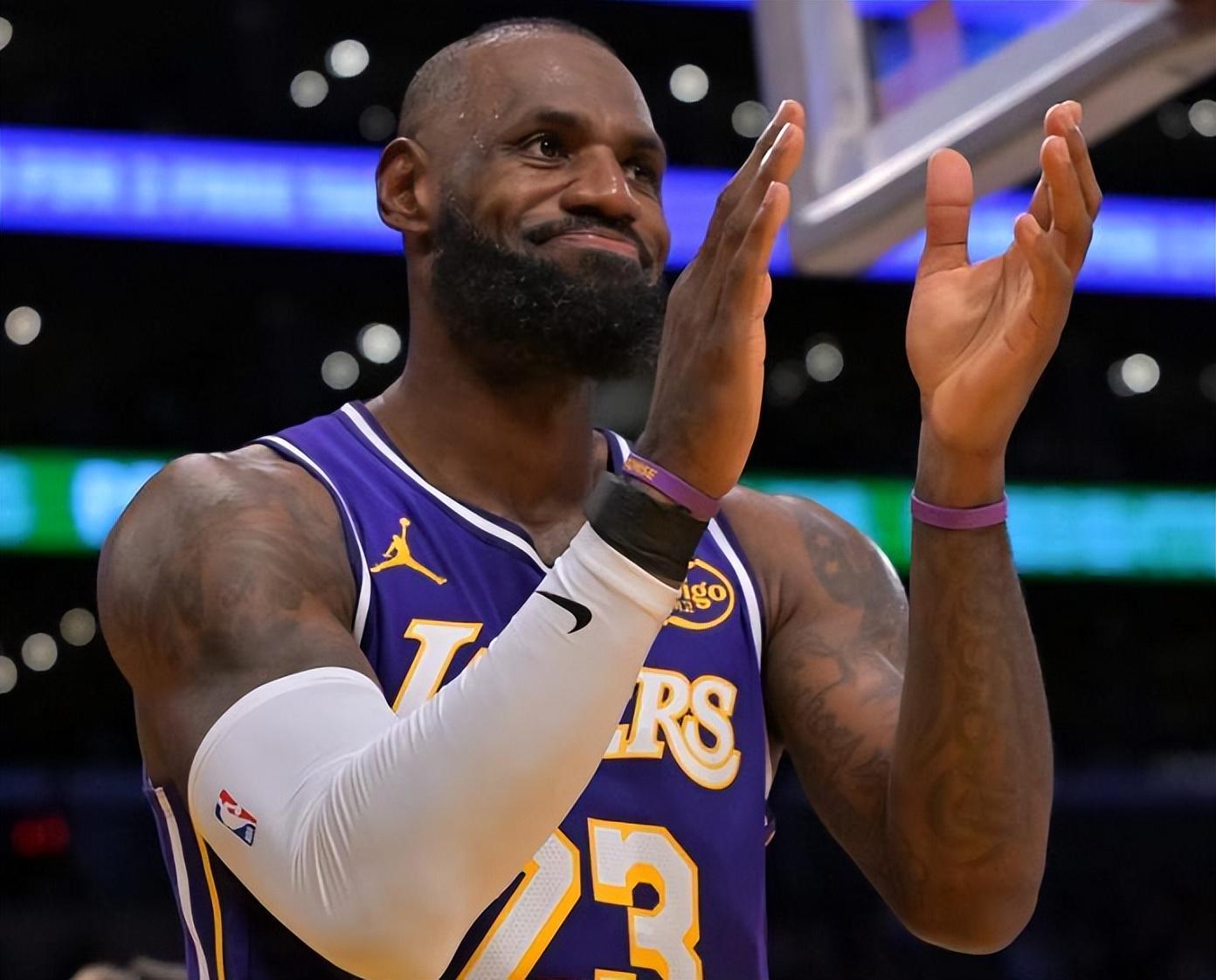 幸运28网-NBA今日里程碑！大帝超越大梦，哈登超越一哥，老詹2600记三分球